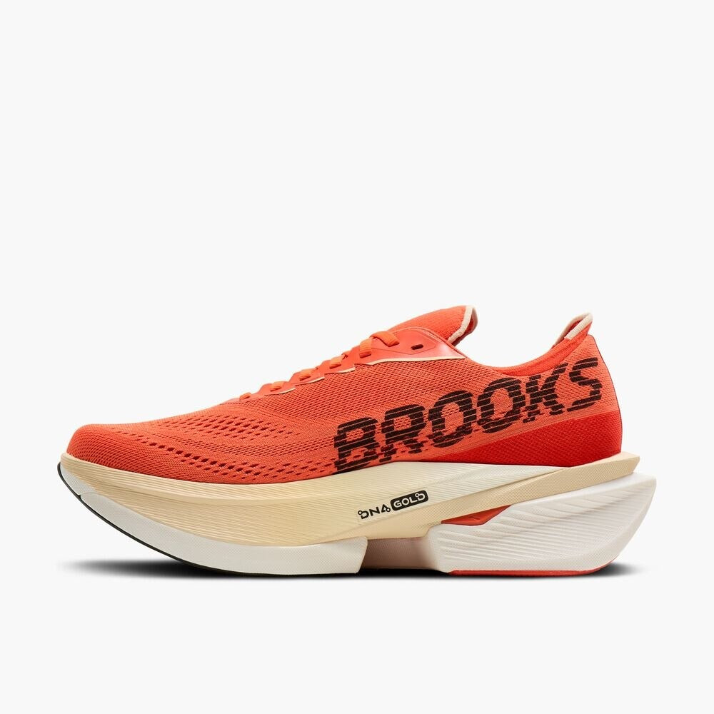 Men's Hyperion Max 4 - Tigerlily/Wood Ash/Black