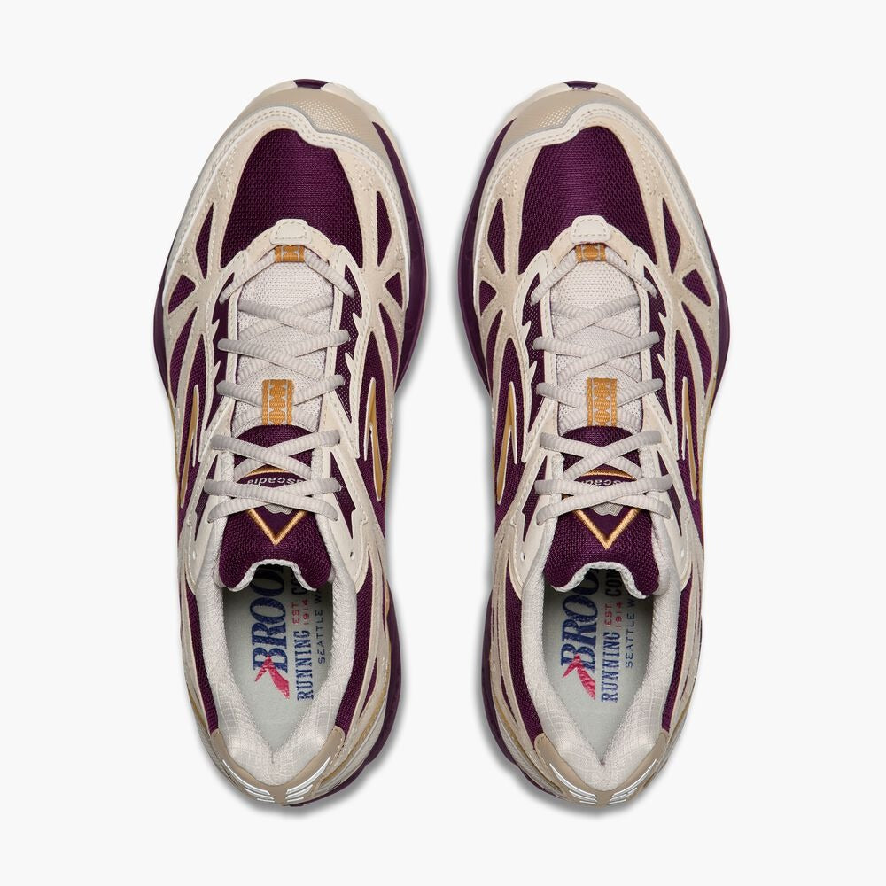 Men's Cascadia 1 - Beet/Moonbeam/Gray