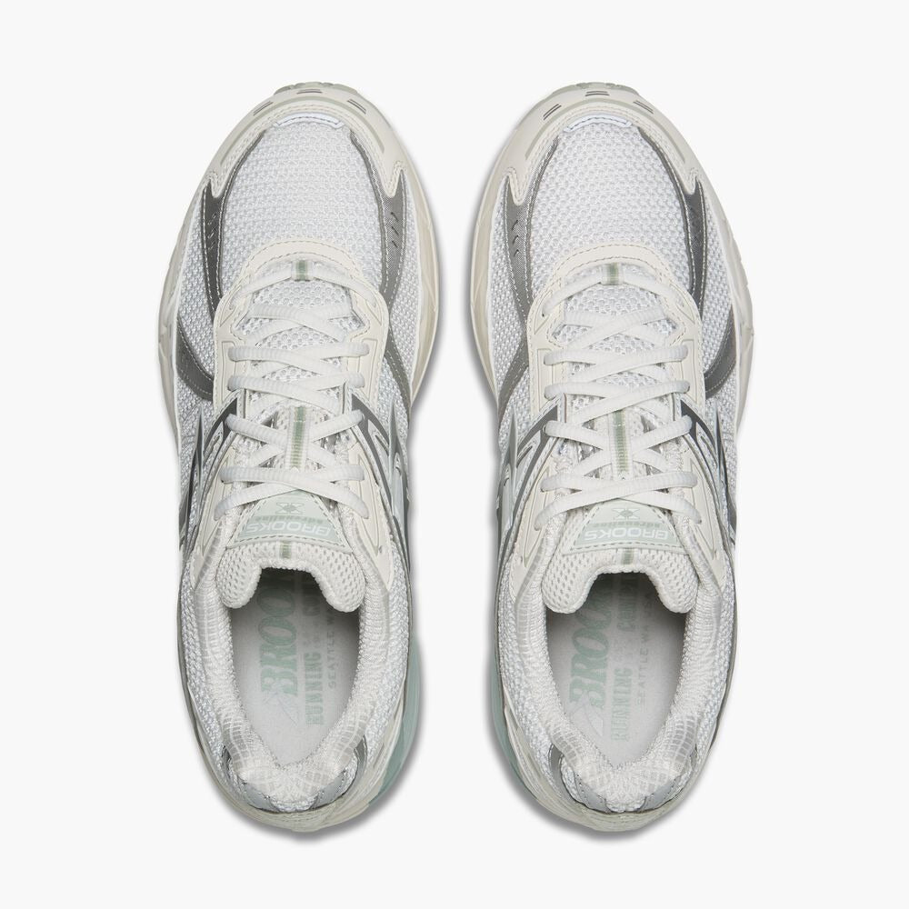 Women's Adrenaline GTS 10 - White/Coconut Milk/Smoke