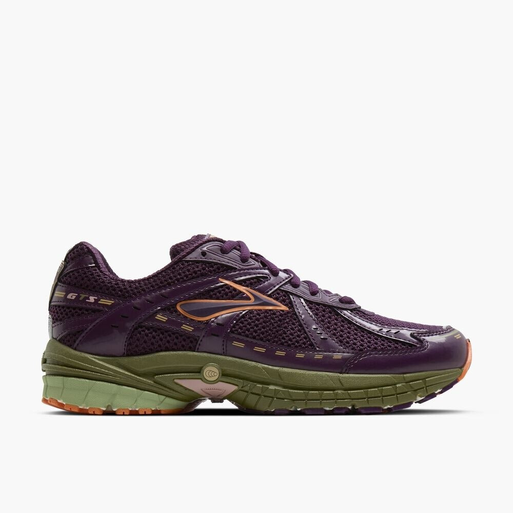 Women's Adrenaline GTS 10 - Pickled Beet/Peat Moss/Sand