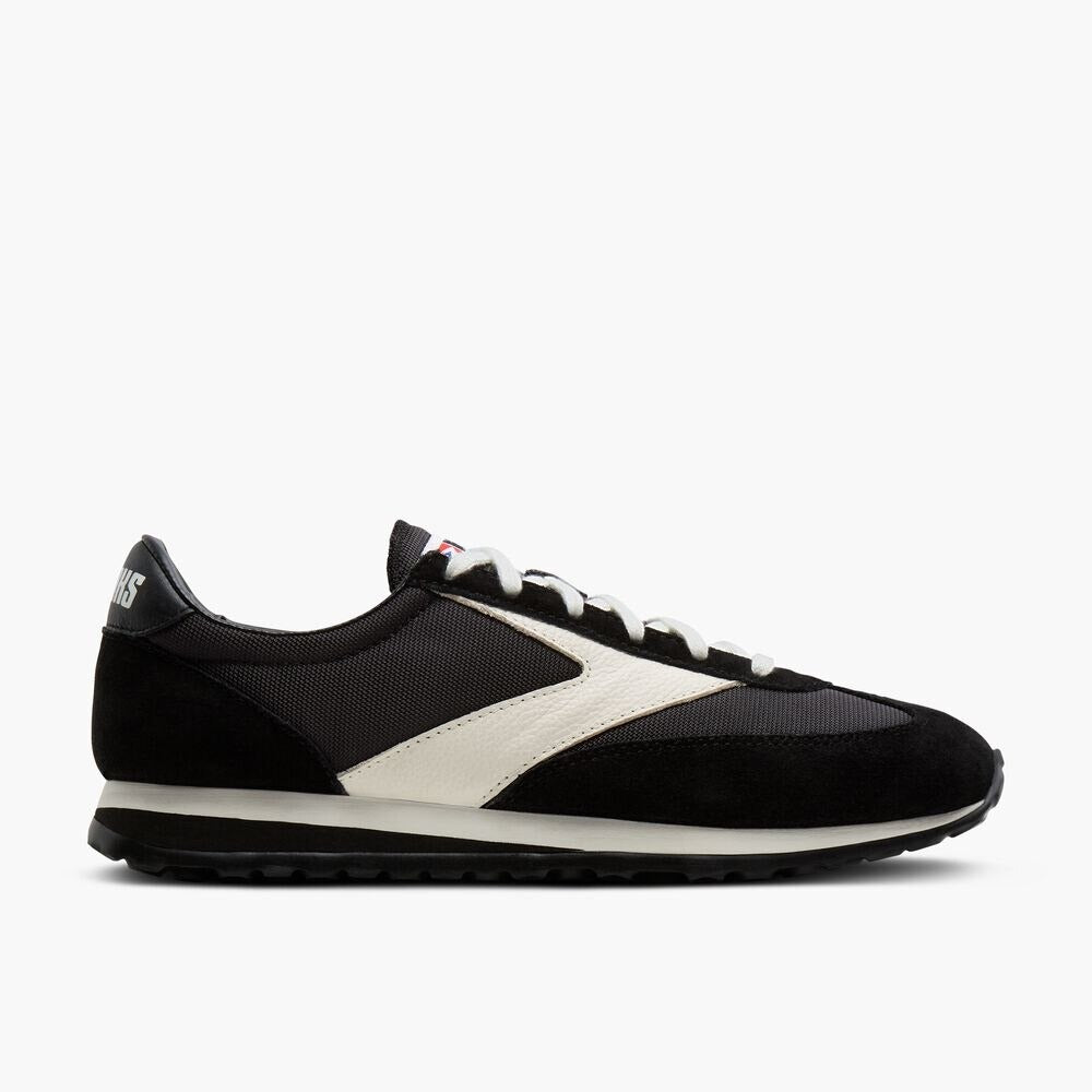 Women's Brooks Vanguard - Black/Coconut Milk