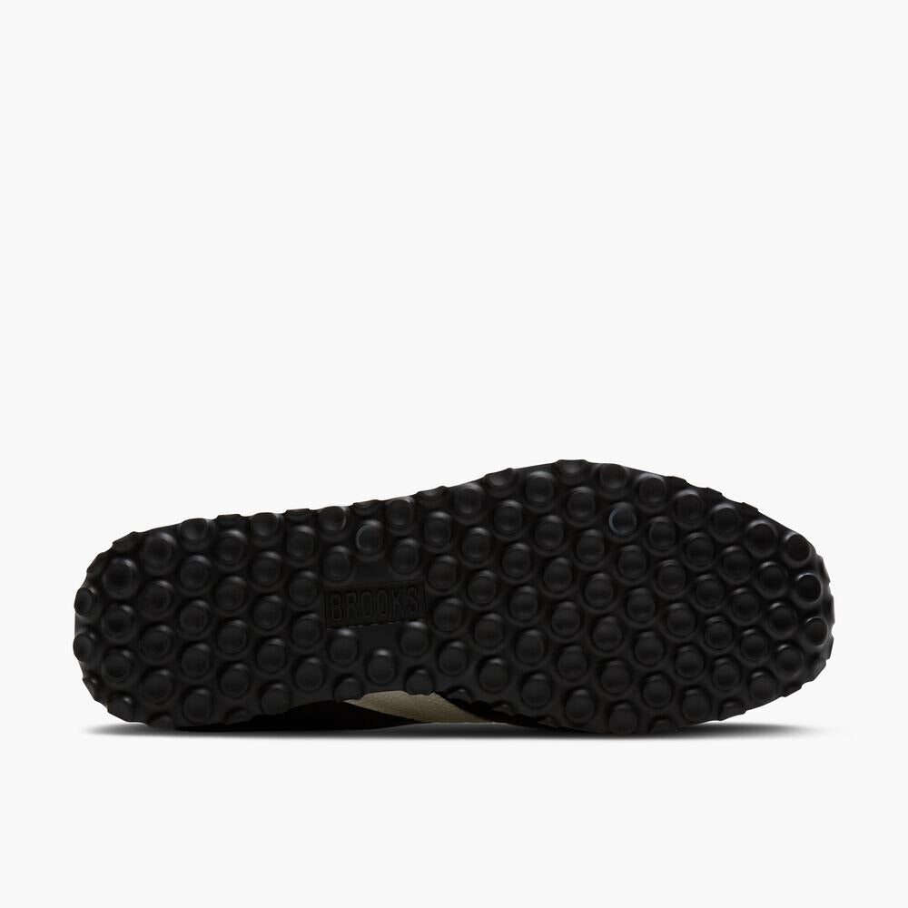 Women's Brooks Vanguard - Black/Coconut Milk