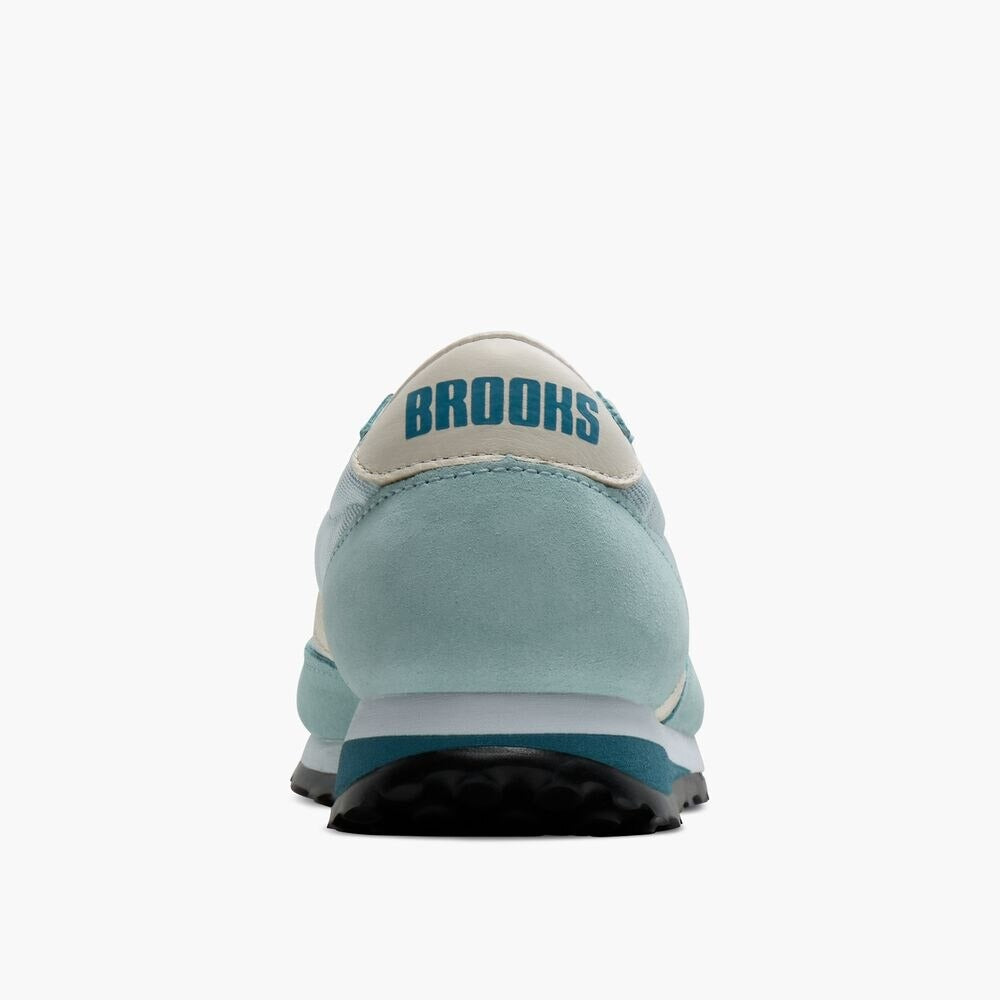 Women's Brooks Vanguard - Cloud Blue/Coconut/Larkspur