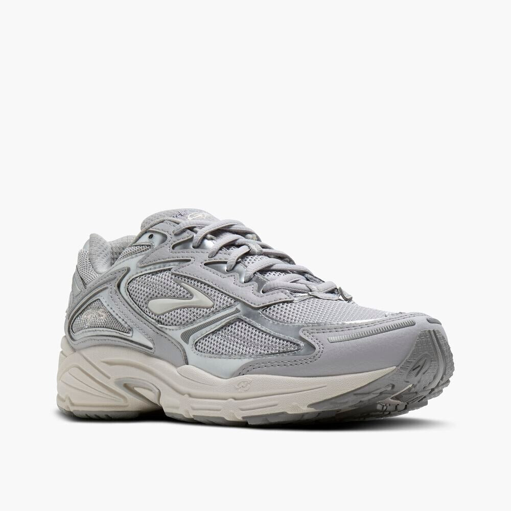 Women's Adrenaline GTS 4 - Micro Chip/Alloy/Coconut Milk