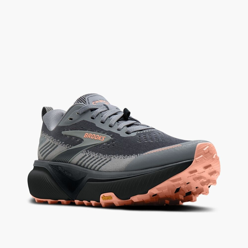 Women's Cascadia 20 - Grey/Grey/Peach