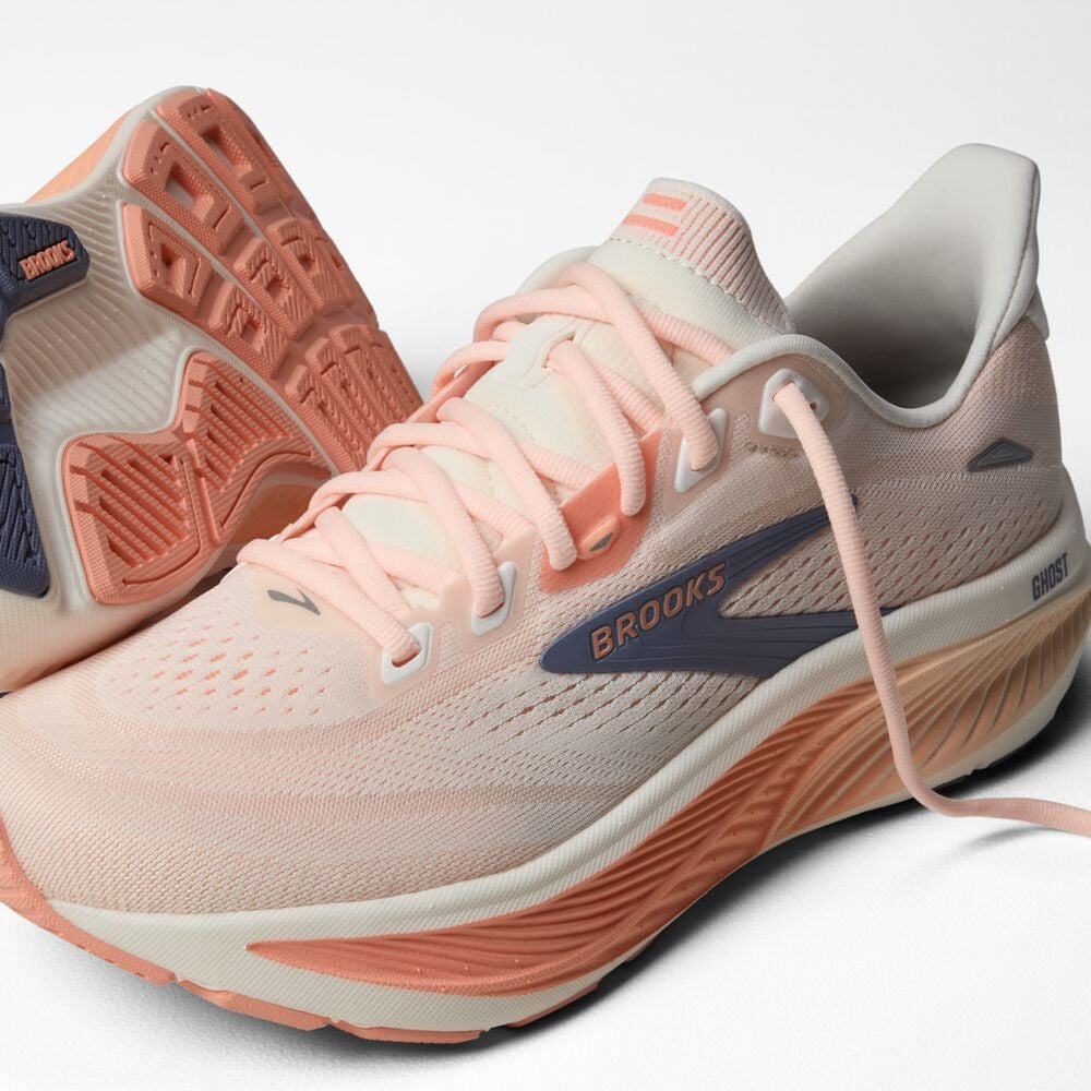 Women's Ghost 18 - Star White/Cyber Peach/Grey