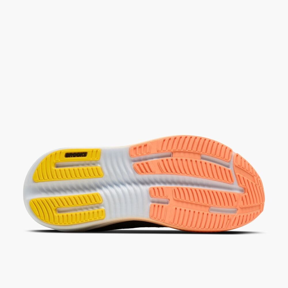 Women's Ghost Max 4 - Black/Folkstone/Cyber Peach