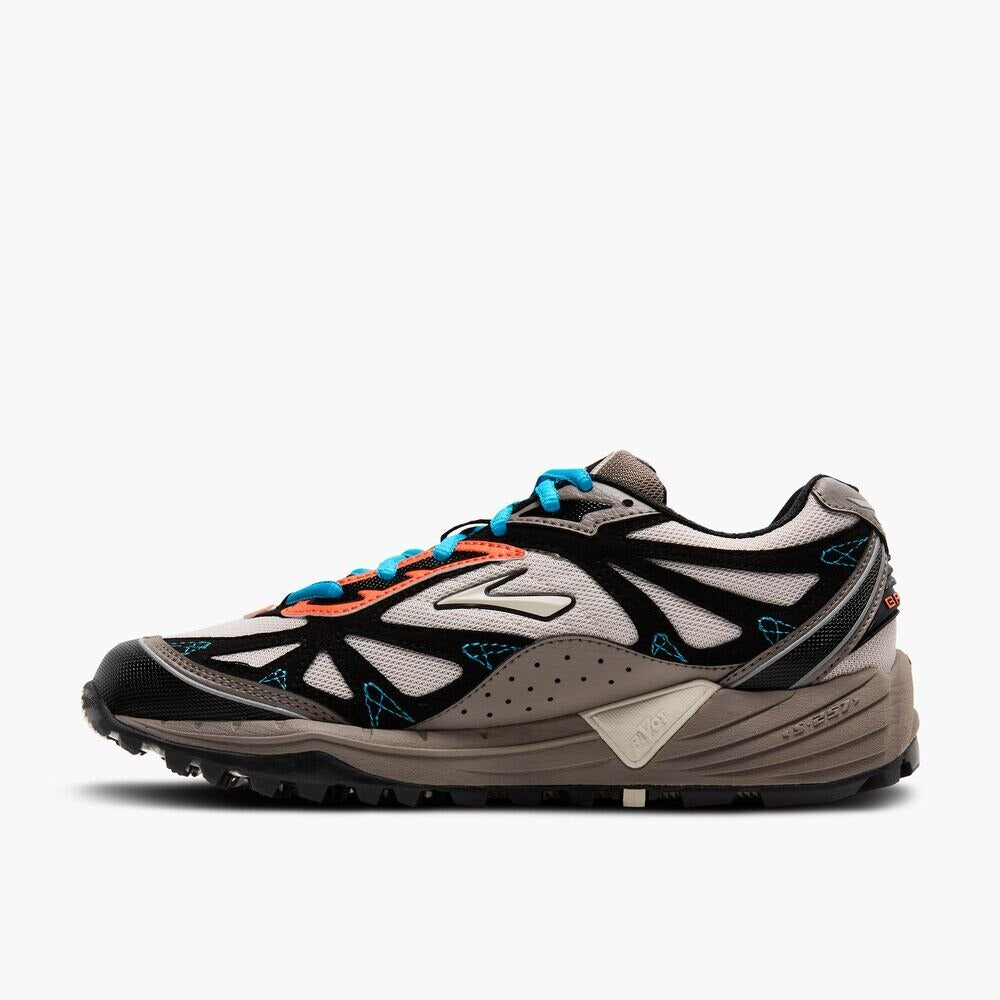 Women's Cascadia 1 - Moonbeam/Black/Camellia